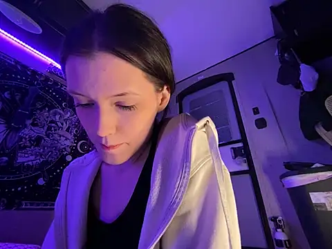 הופעת וובקאם של Lilactease