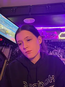 Lilactease's Webcam Show