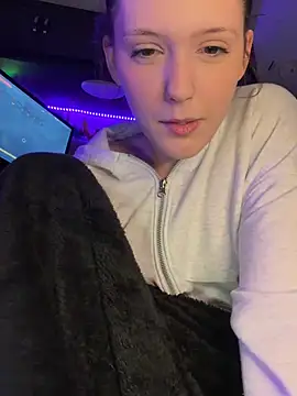 Lilactease Show in webcam