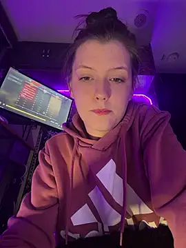 Chatroom XXX en direct de Lilactease