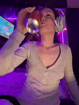 הופעת וובקאם של Lilactease
