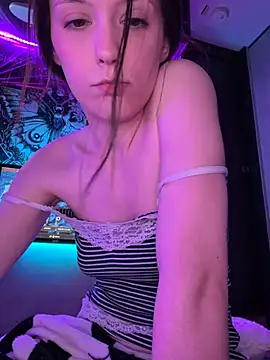 Lilactease Show in webcam