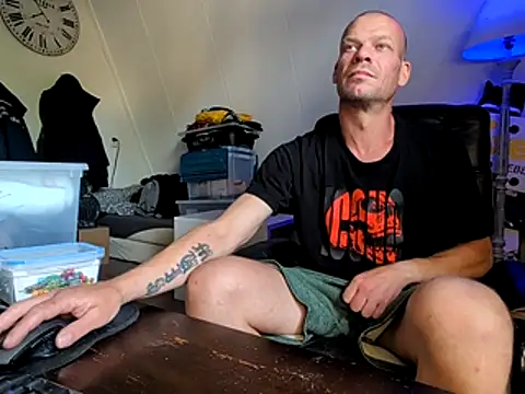 Kinky_Play1n Webbikameraesitys