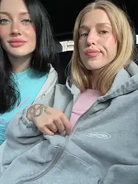 kira_mia Webcam-Show