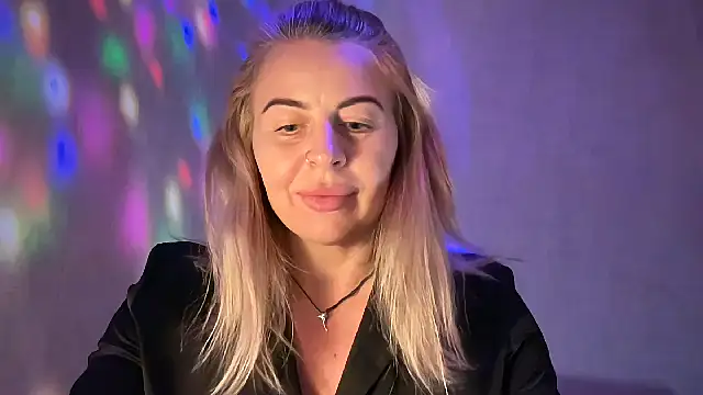 Lisorine Chat XXX in diretta