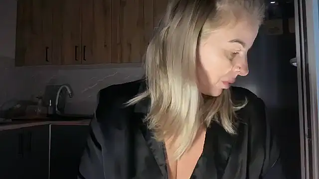 Živý XXX chat Lisorine