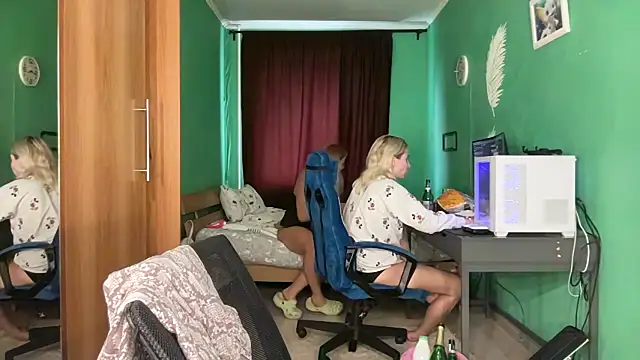 Lisorine – webcam-show
