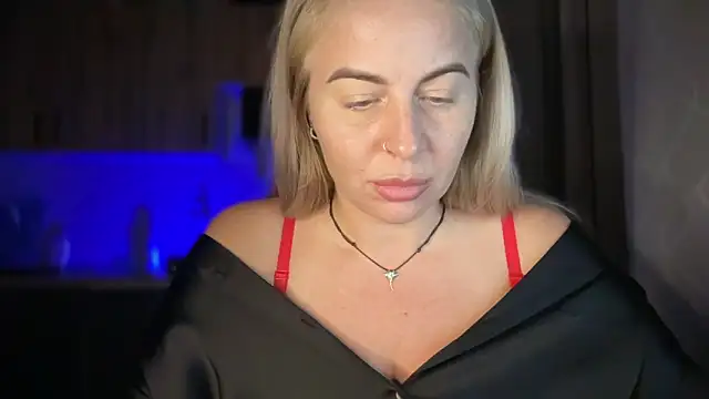 Lisorine's Live XXX Chat