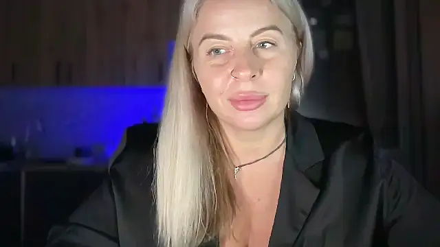 Živý XXX chat Lisorine