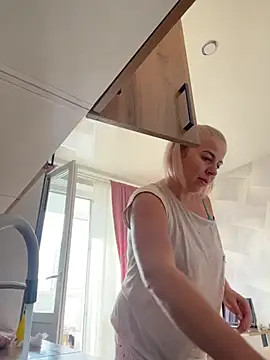 XXX chat uživo modela Lisorine