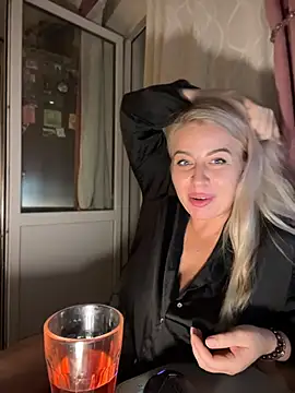 Lisorine Live XXX-chat