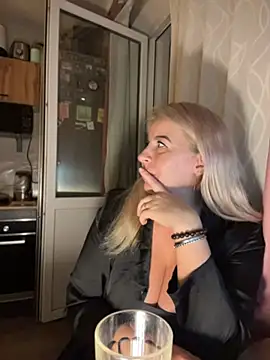 Lisorine Live XXX-Chat