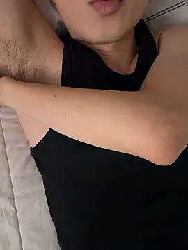 jihoooon_ Show in webcam