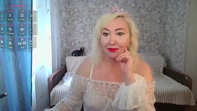 LadyKrissn Live XXX chat