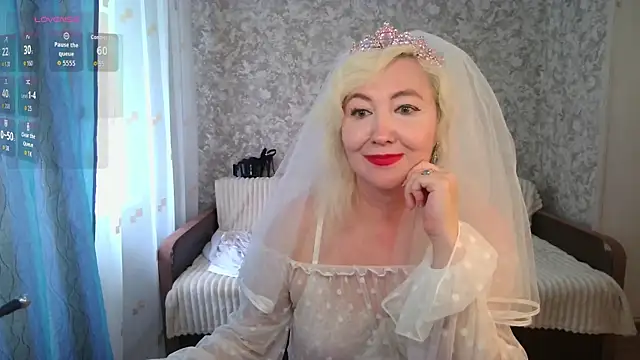 LadyKriss 网络视讯表演