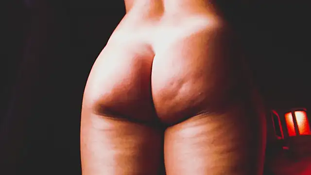 GloriaUpperLove – Kamerová šou