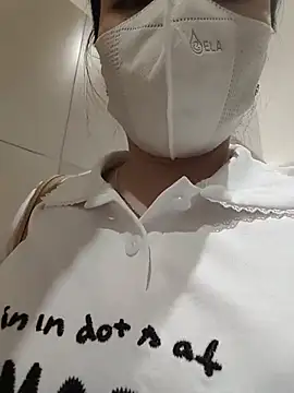 Mina-02 Show Webcam