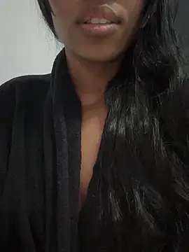 Show de Atthenna na webcam