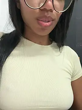 Show de Atthenna na webcam