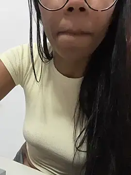 Atthenna Chat XXX live