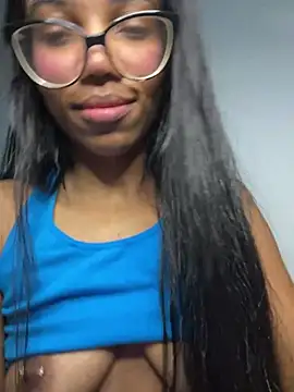 Atthenna Live XXX-chat