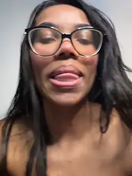 Show de Atthenna na webcam