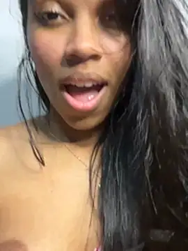 Show de Atthenna na webcam