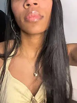 Show de Atthenna na webcam