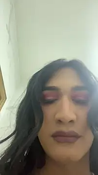 NikitaDragunXXX: διαδικτυακό σόου στην κάμερα