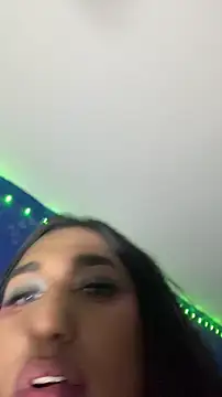 NikitaDragunXXX's Webcam Show