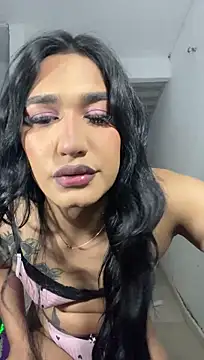 NikitaDragunXXXのウェブカメラショー