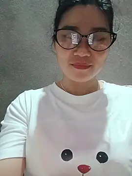 Bear-bear0's Live XXX Chat