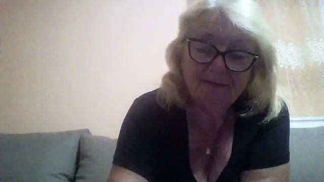 Show de AmyLove353 na webcam