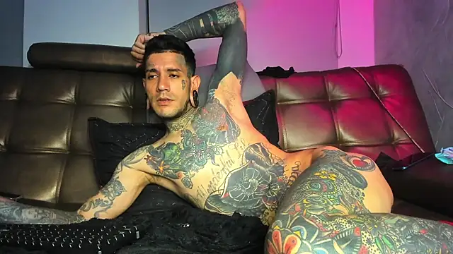 XXX chat uživo modela cleoo_jhonny