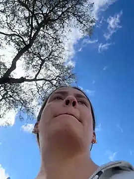 Pertunjukan Kamera Web Talia_Bonet