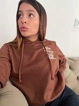 Talia_Bonet 现场XXX聊天