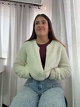 XXX chat uživo modela Talia_Bonet
