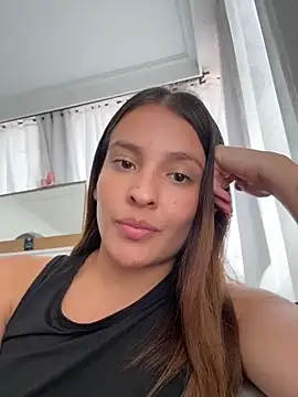 Chat +18 de Talia_Bonet ao vivo