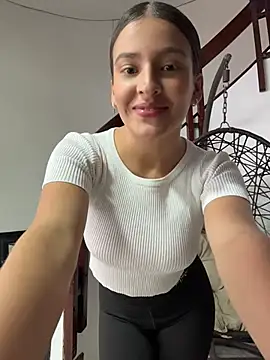 Chat XXX ao vivo de Talia_Bonet