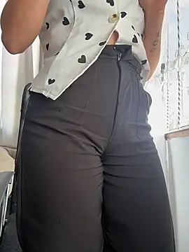 Онлайн чат XXX Talia_Bonet