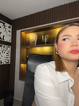 Beella1_ 在線直播表演