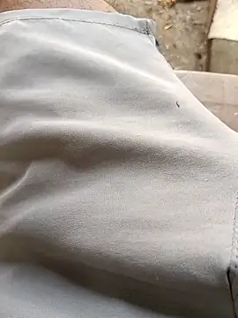 Romantic_boy9993 在線直播表演