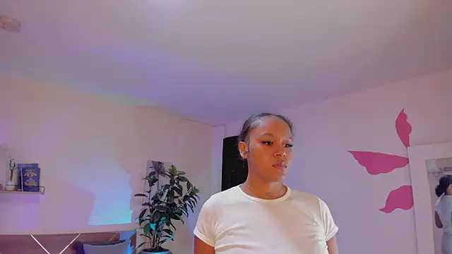 YariRose Show in webcam