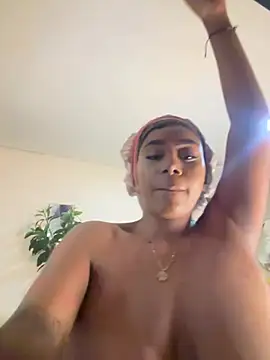 YariRose Show in webcam