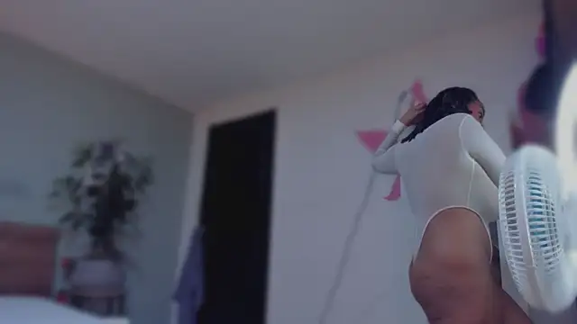 YariRose's Webcam Show