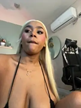 YariRose Live XXX-chat