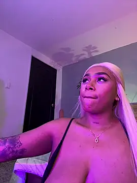 YariRose Webcam show