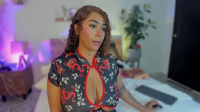 YariRose Adlı Modelin Web Kamerası Şovu