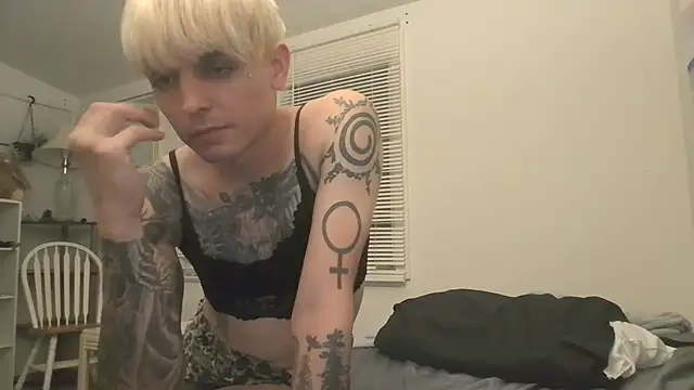 LexKitsune Webcam show