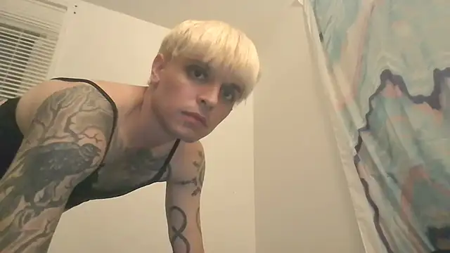 LexKitsune's Live Sex Cam Show